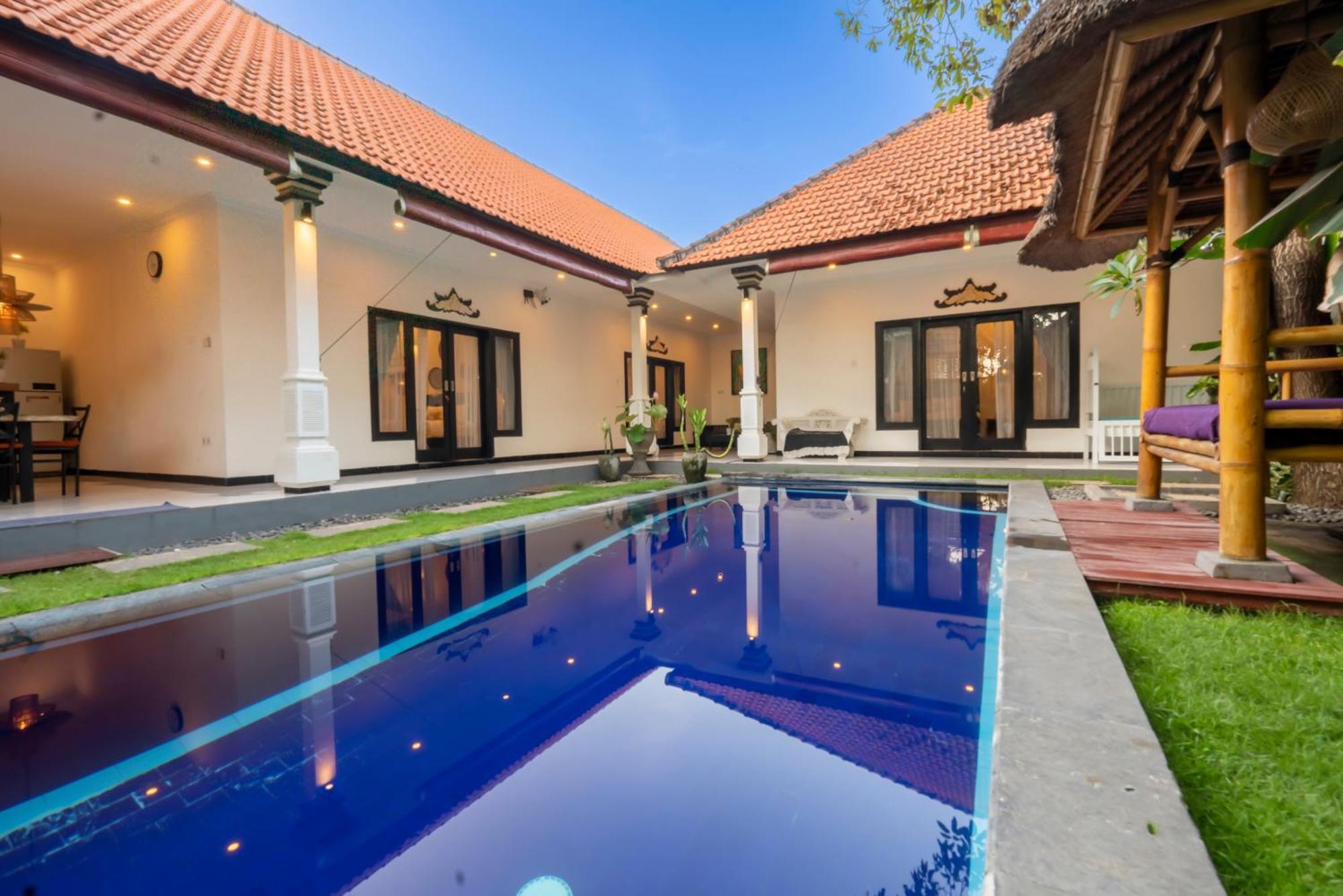 Walking To The Beach At Omahati Villa Canggu Extérieur photo